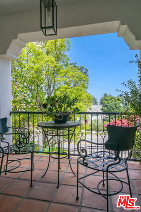 14318 Valley Vista Blvd