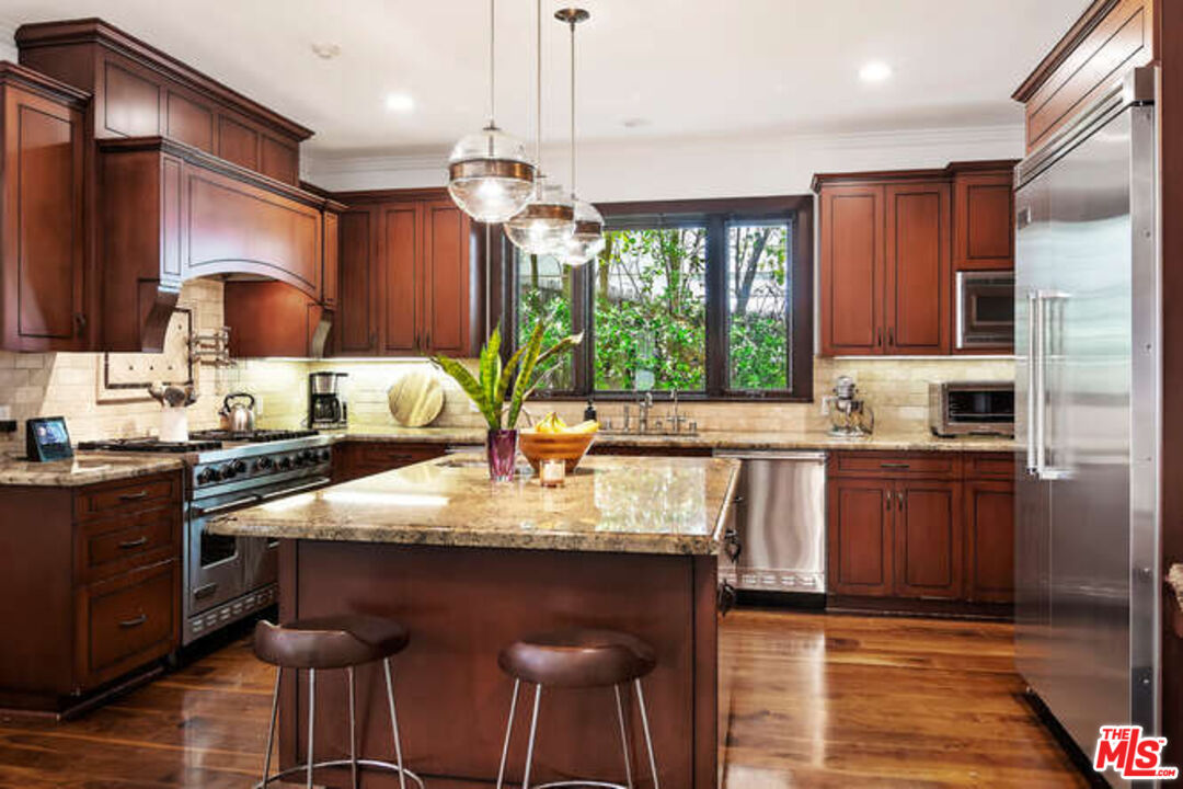 14318 Valley Vista Blvd