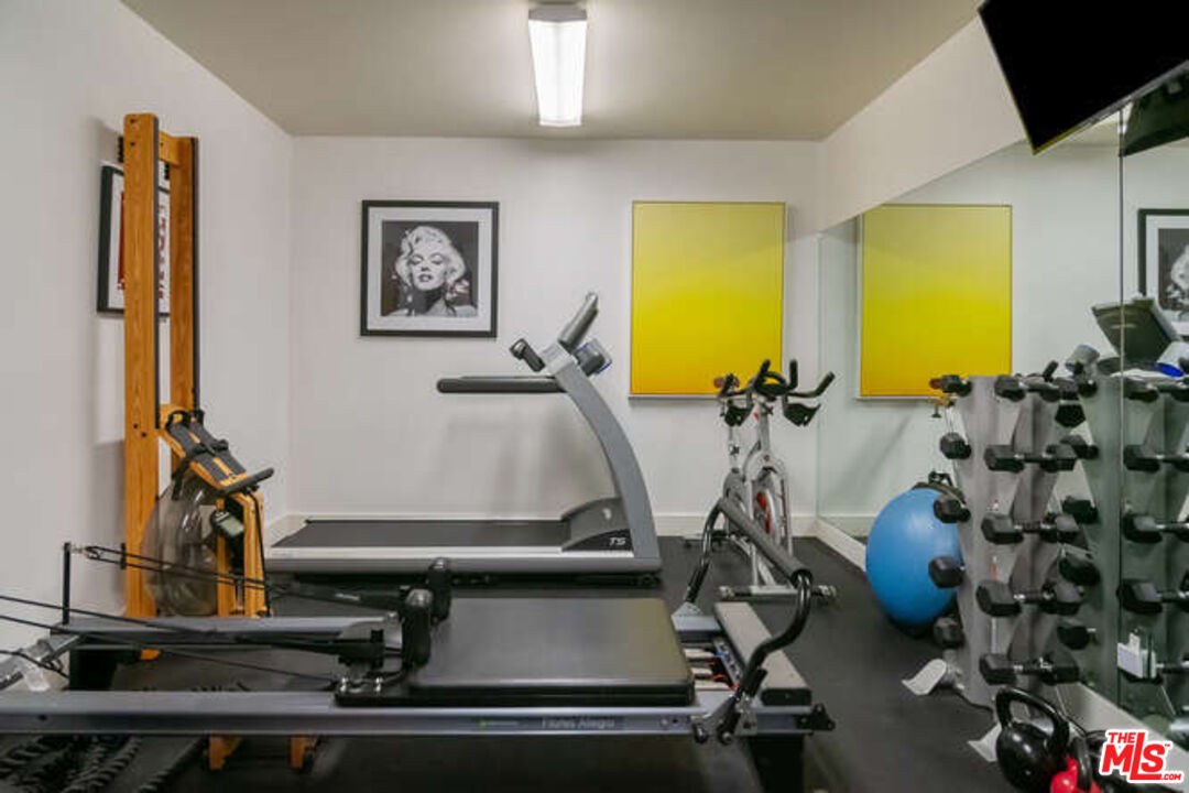 14318 Valley Vista Blvd