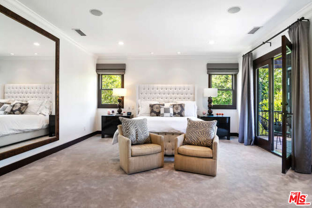 14318 Valley Vista Blvd