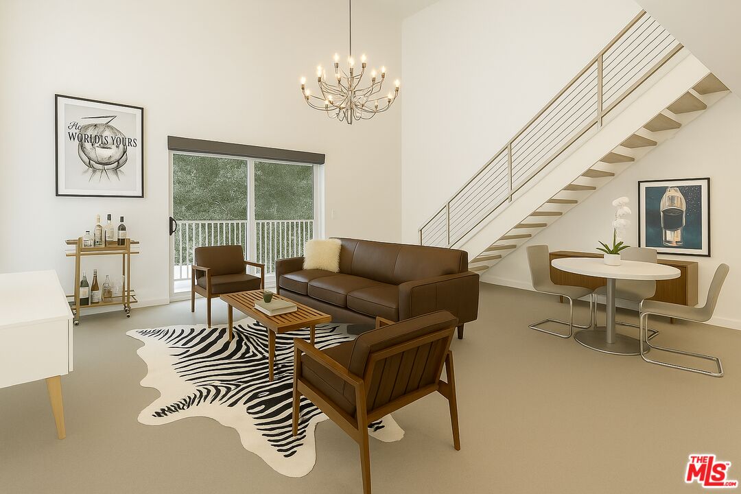 123 N Kings Rd Unit: 6