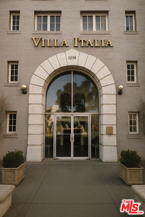 1201 N Crescent Heights Unit: 507