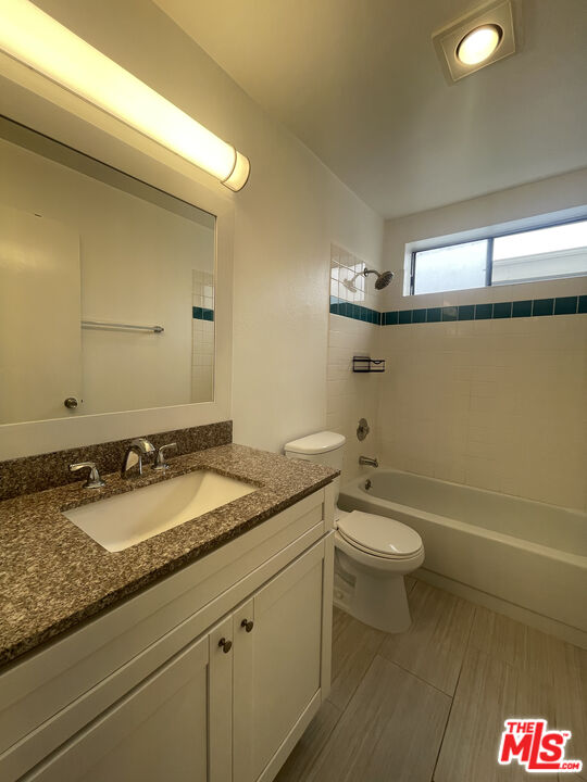 1531 N Detroit St Unit: 107