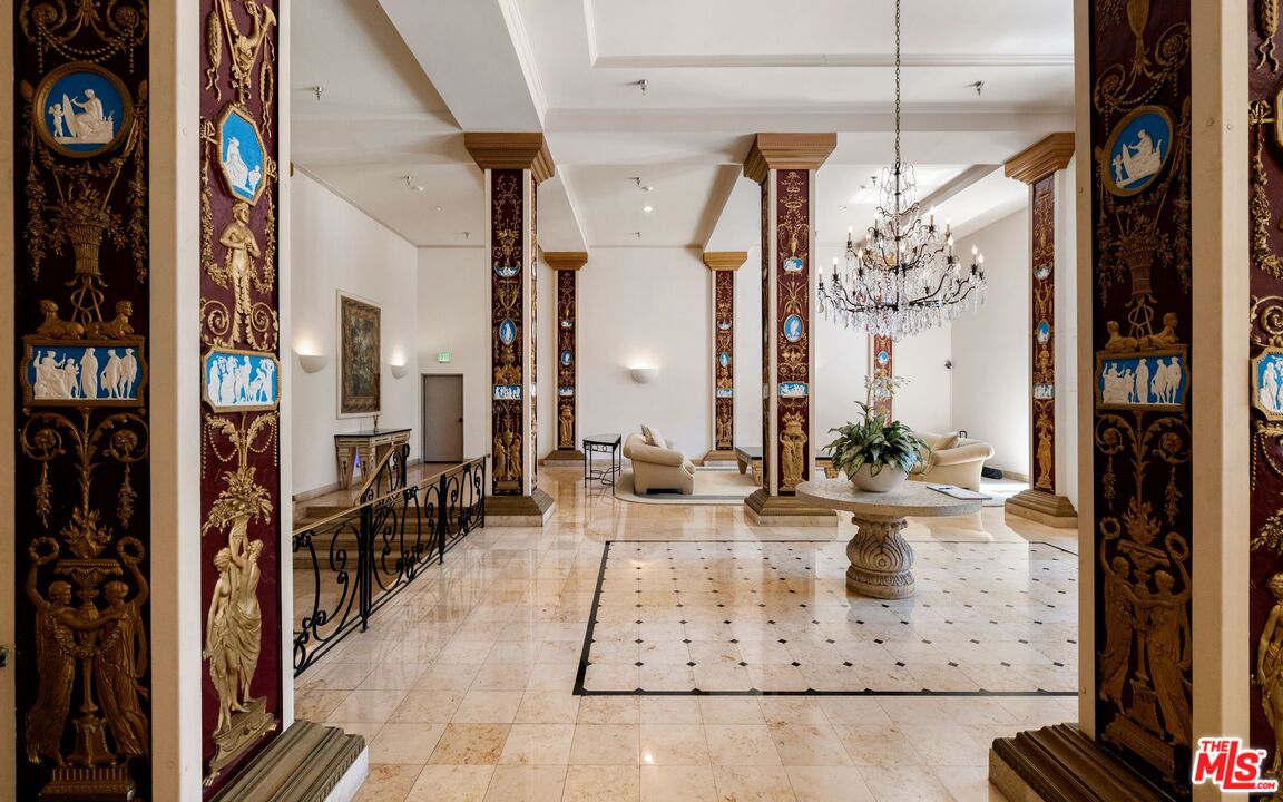 9249 Burton Way Unit: 501