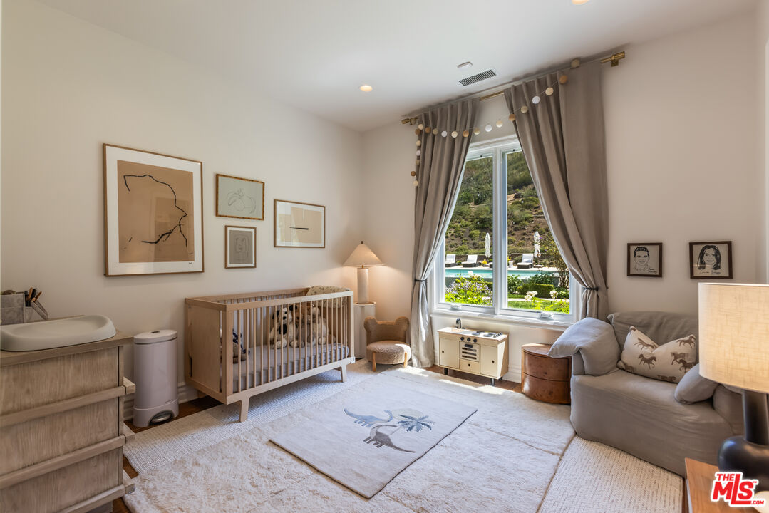 2052 Shadow Creek Dr