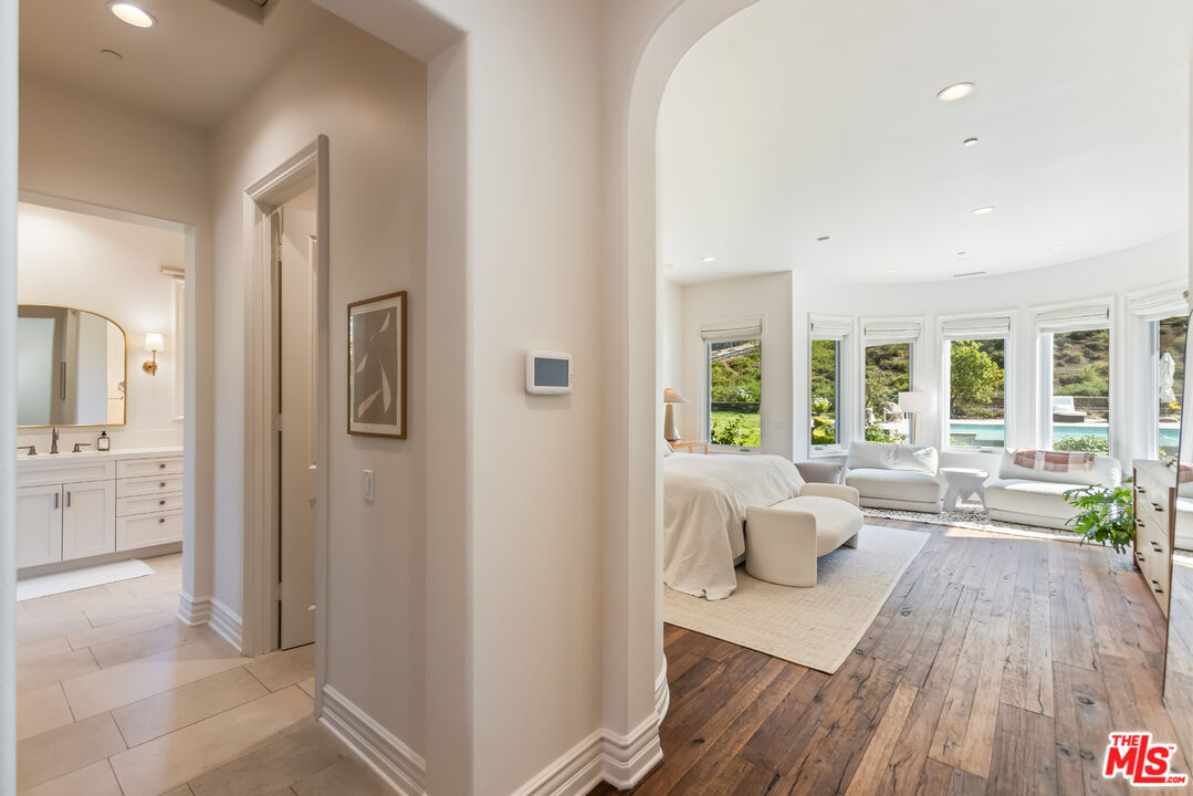 2052 Shadow Creek Dr