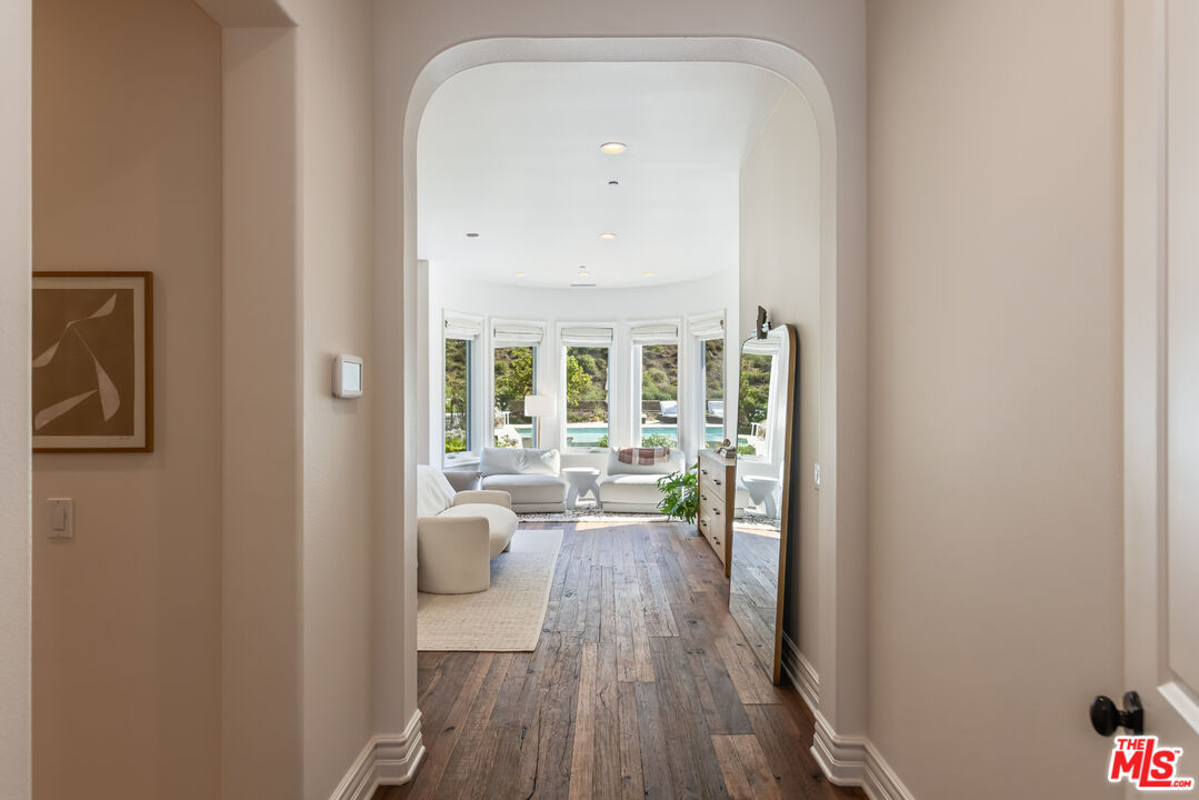 2052 Shadow Creek Dr