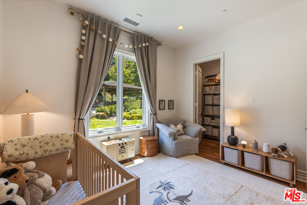 2052 Shadow Creek Dr