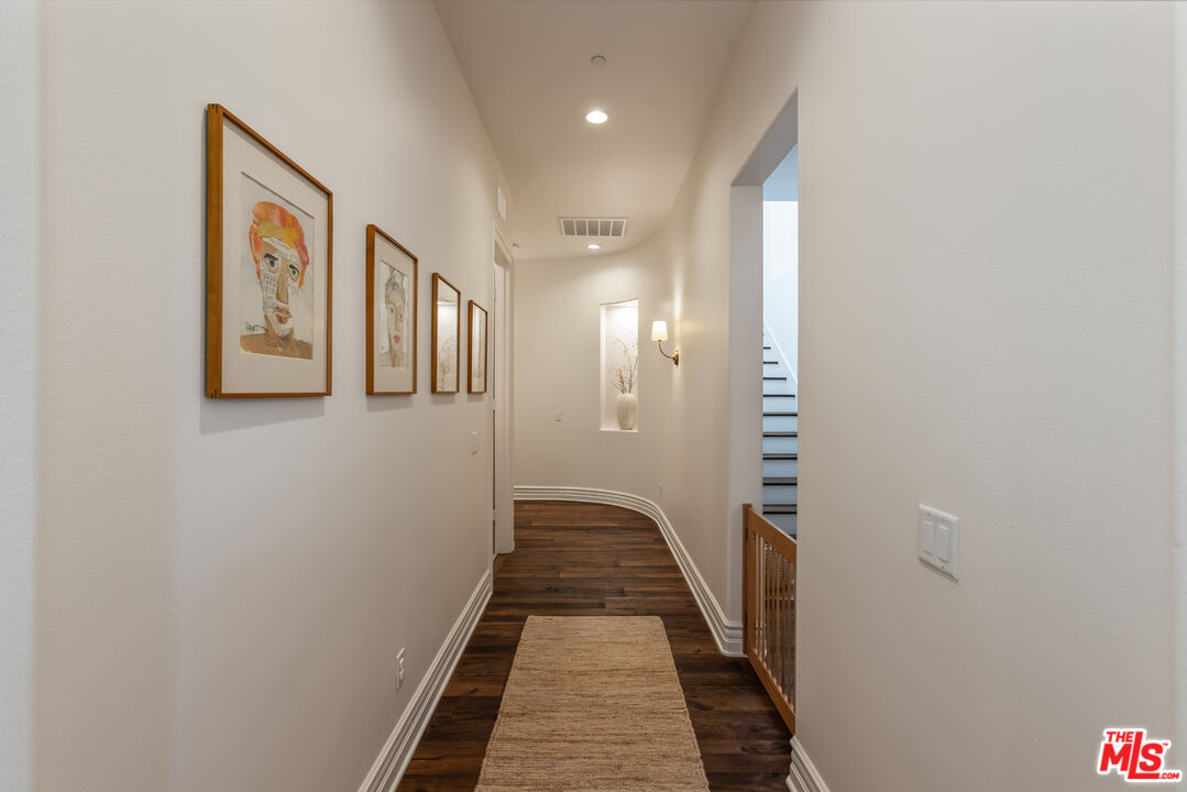 2052 Shadow Creek Dr