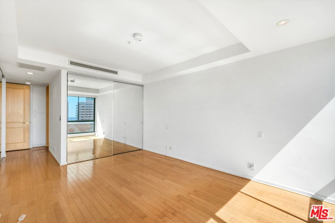 10490 Wilshire Blvd Unit: 1702