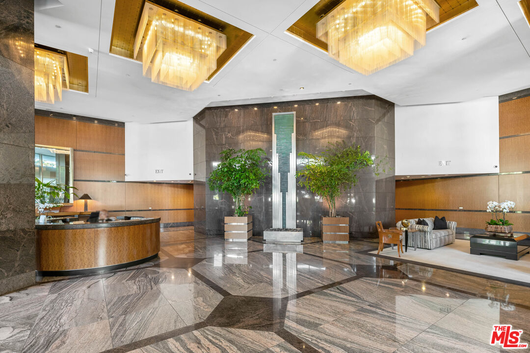 10490 Wilshire Blvd Unit: 1702