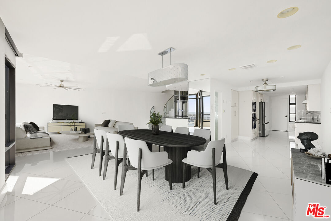 4267 Marina City Dr Unit: PH 4