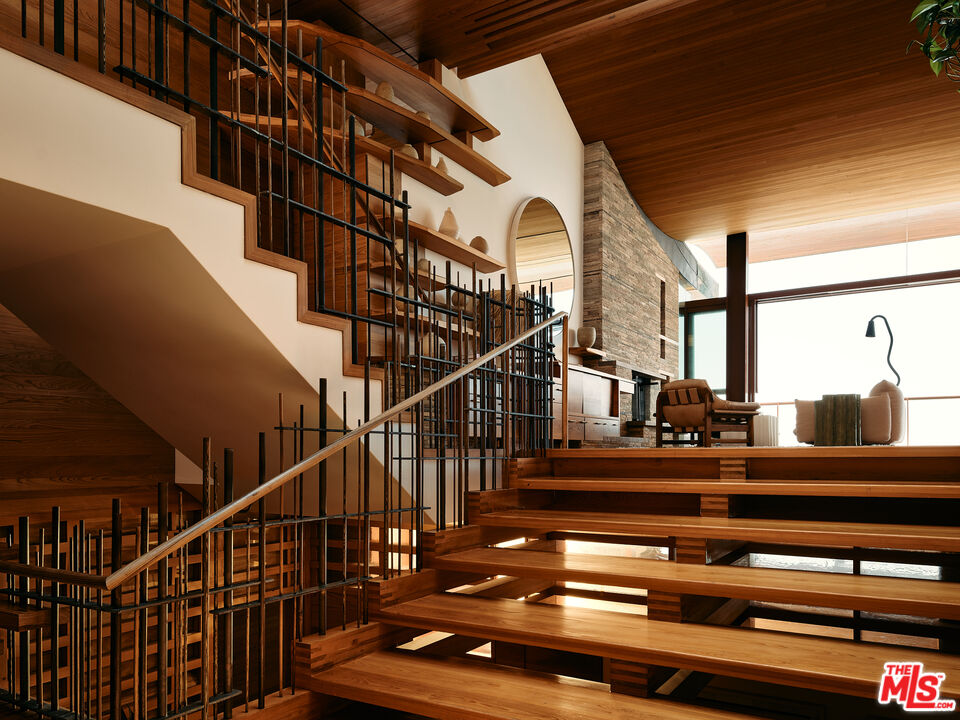 26820 Malibu Cove Colony Dr