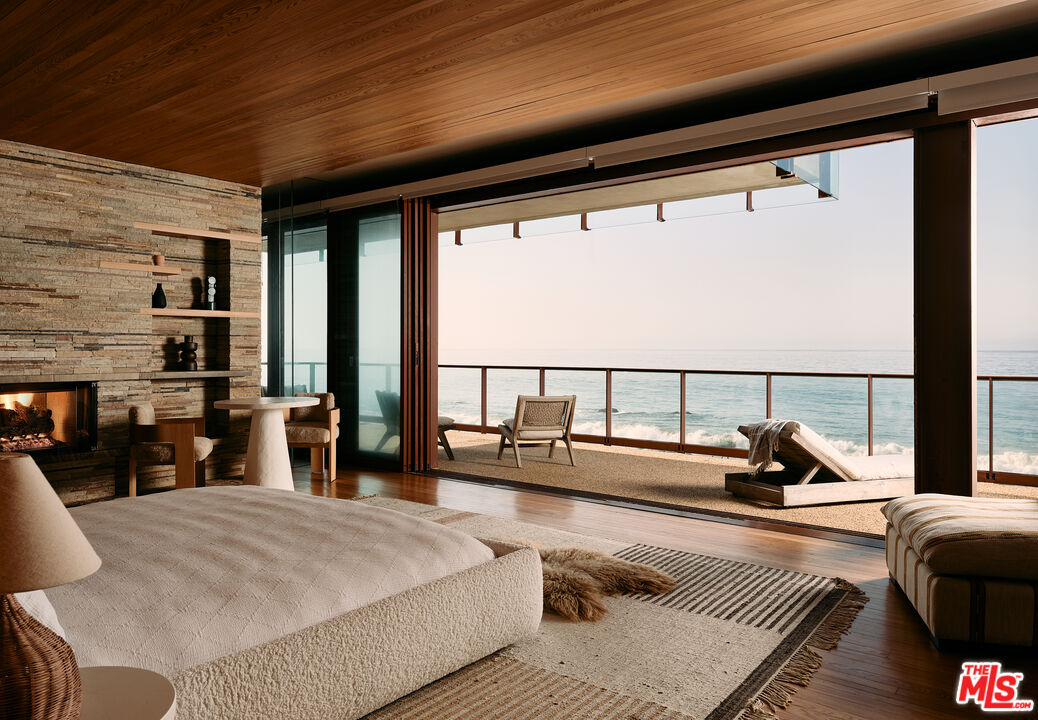 26820 Malibu Cove Colony Dr