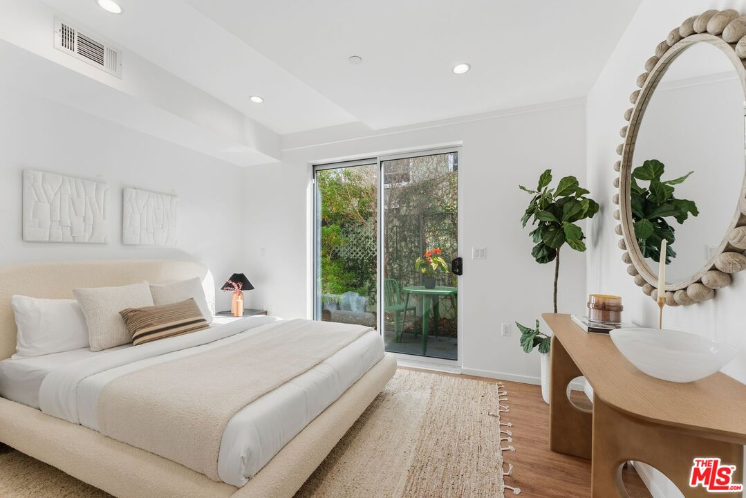 1244 14th St Unit: E