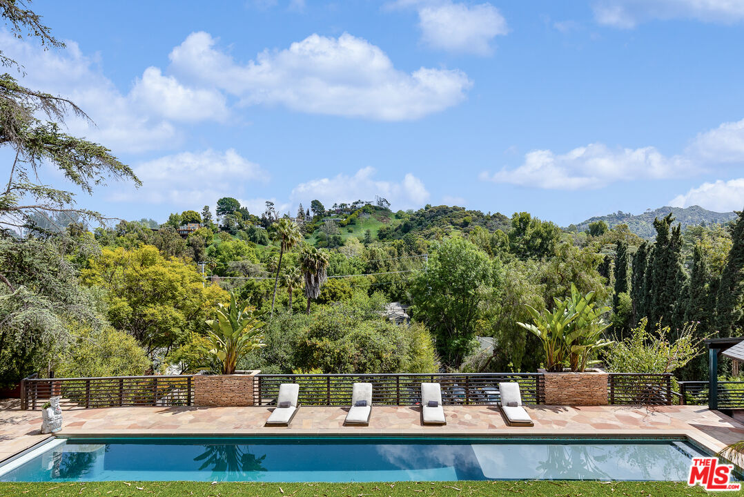 3501 Laurel Canyon Blvd