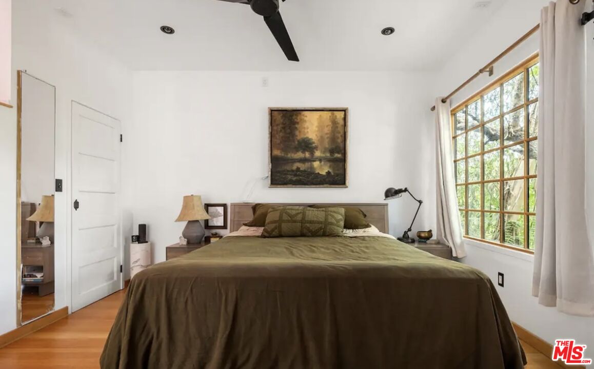 3501 Laurel Canyon Blvd