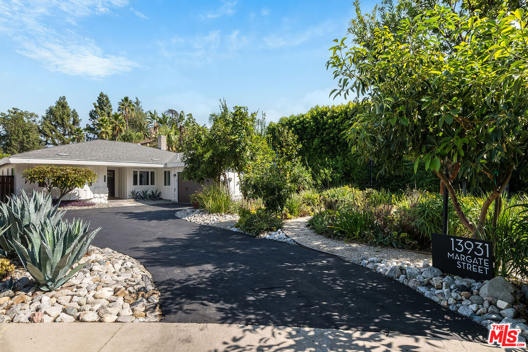 13931 Margate St