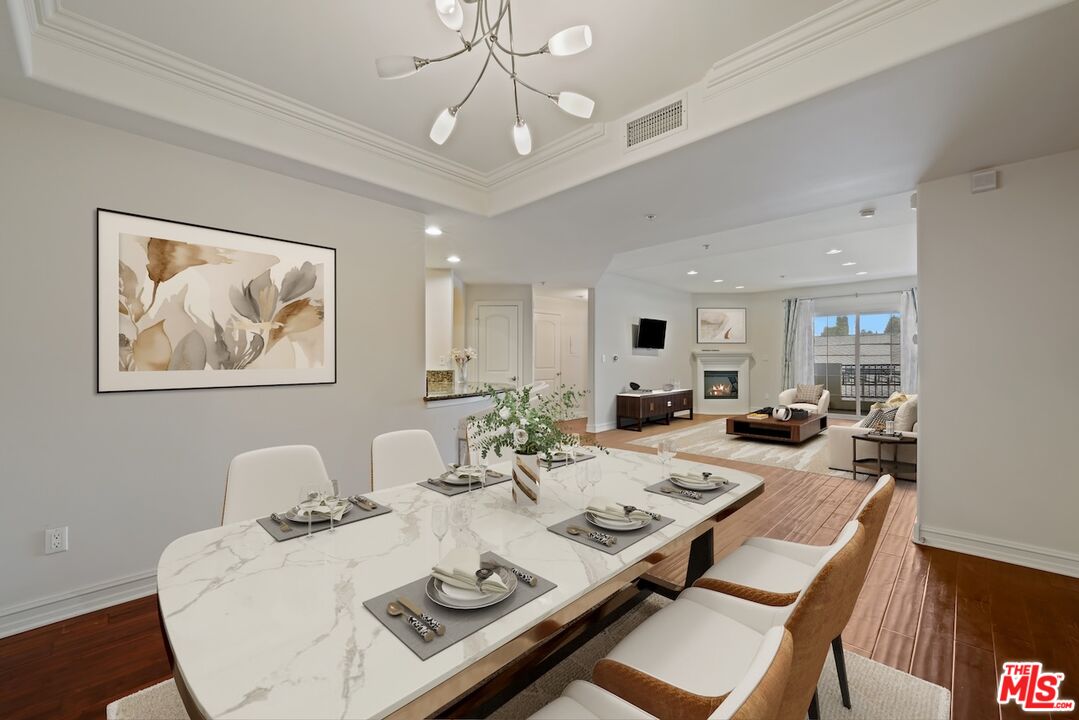 14242 Burbank Blvd Unit: 103