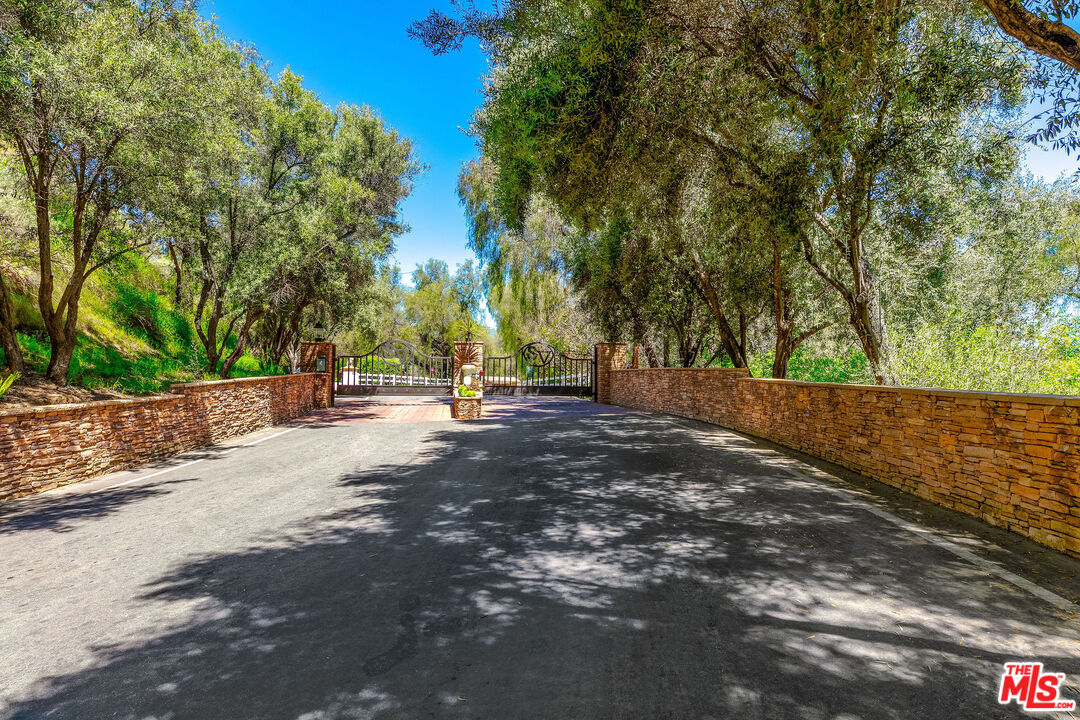 6914 Solano Verde Dr