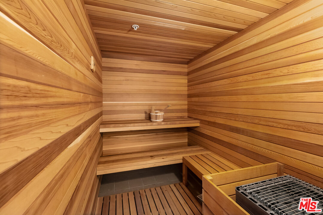 6914 Solano Verde Dr