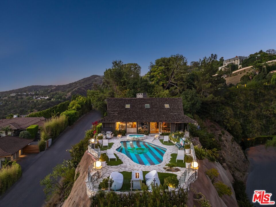 1326 Beverly Estates Dr