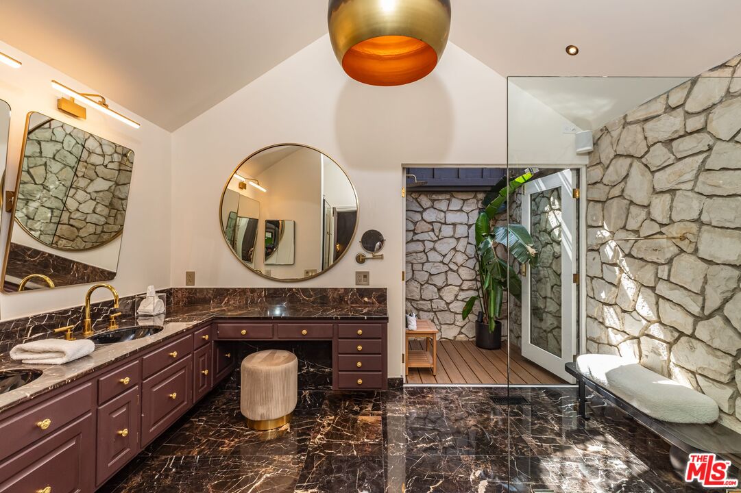 1326 Beverly Estates Dr