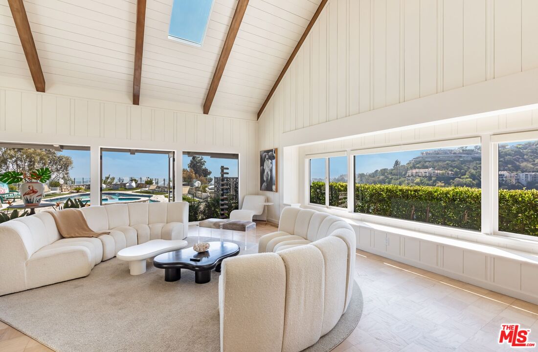 1326 Beverly Estates Dr