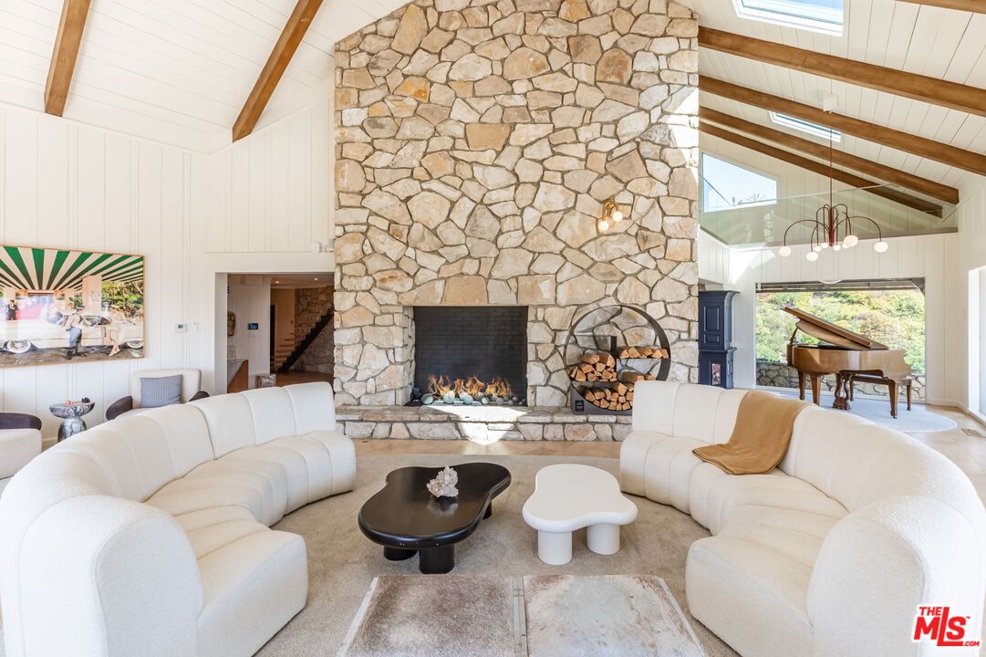 1326 Beverly Estates Dr