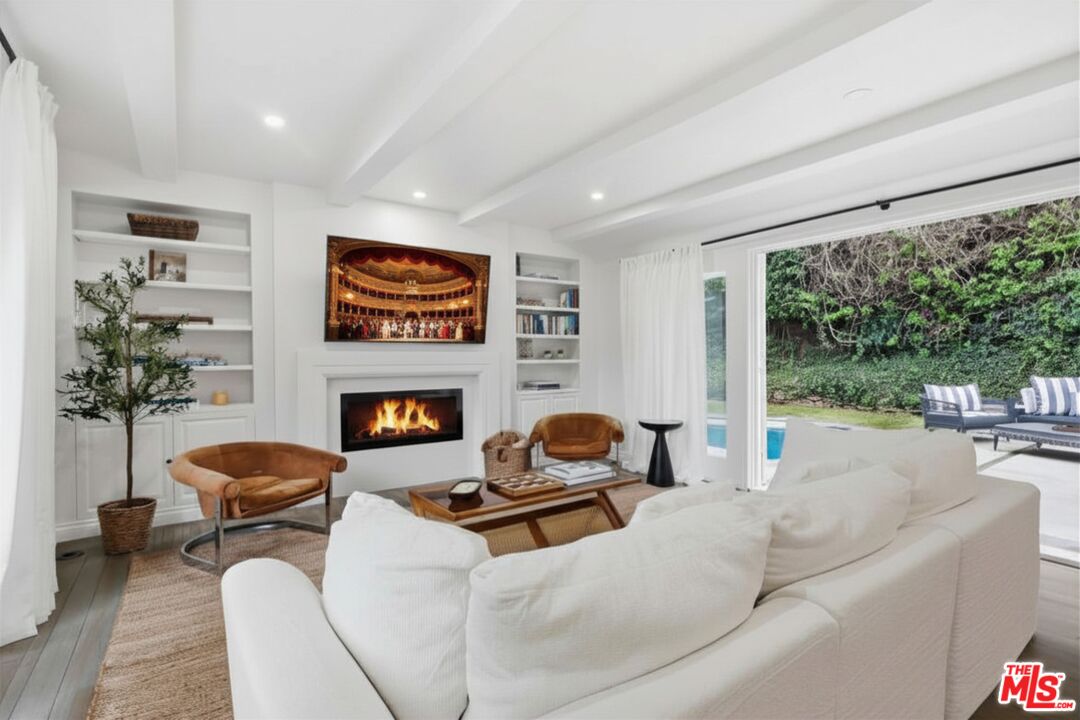 8809 Evanview Dr