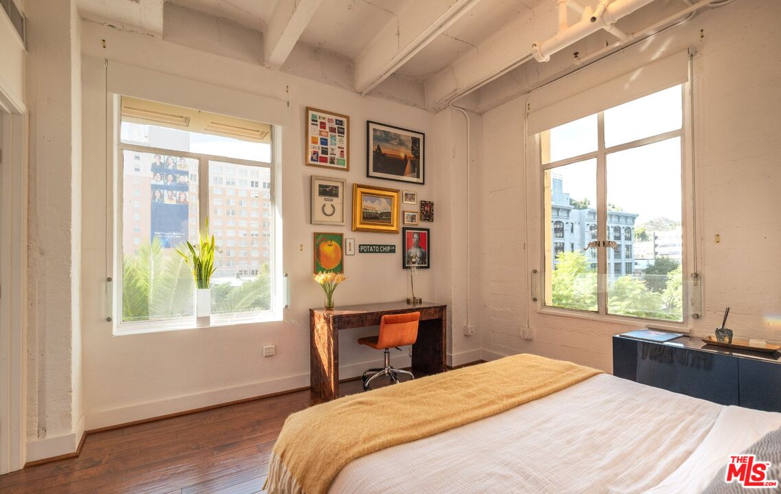 6253 Hollywood Blvd Unit: 402