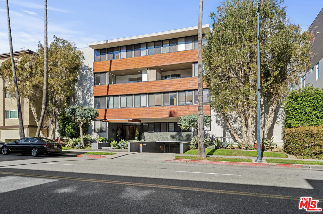 262 N Crescent Dr Unit: 3A