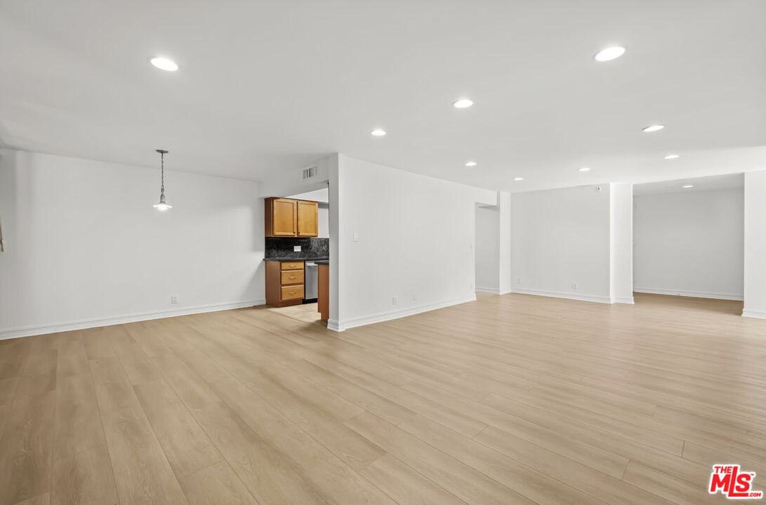 262 N Crescent Dr Unit: 3A