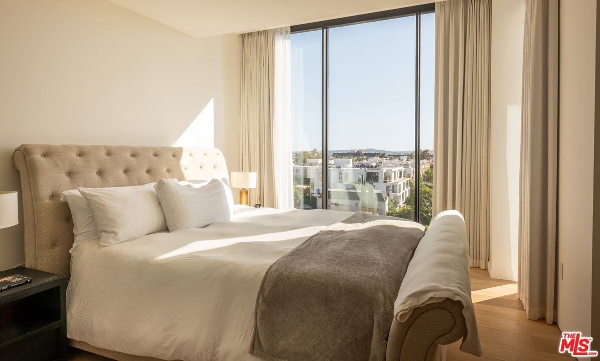 8899 Beverly Blvd Unit: 6G