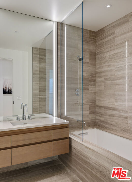 8899 Beverly Blvd Unit: 6G