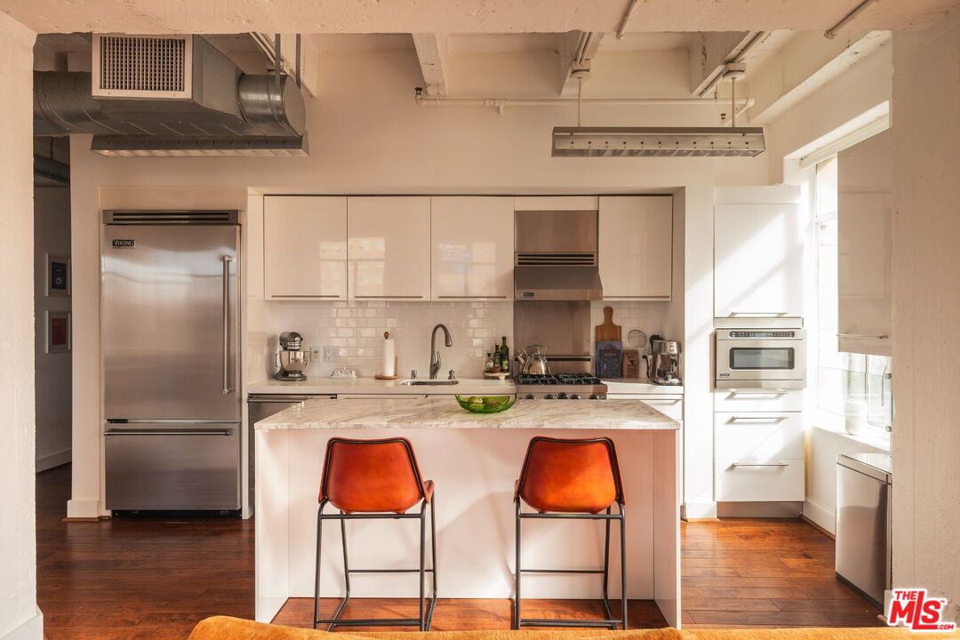 6253 Hollywood Blvd Unit: 402