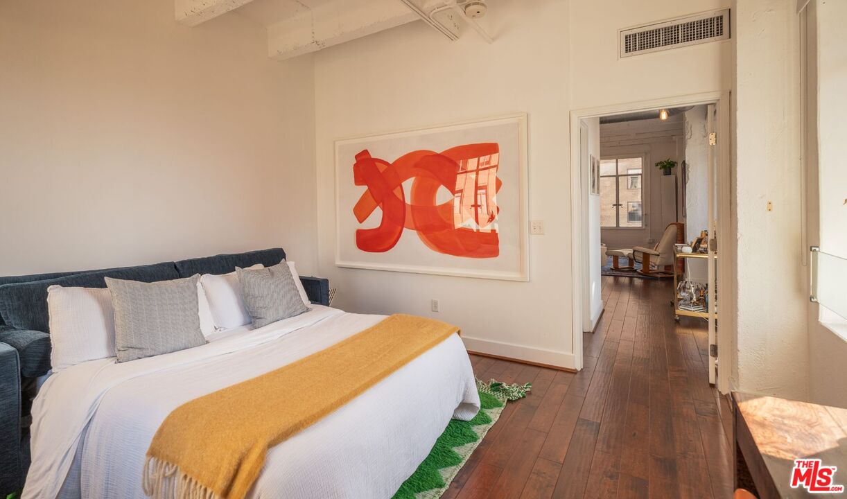 6253 Hollywood Blvd Unit: 402