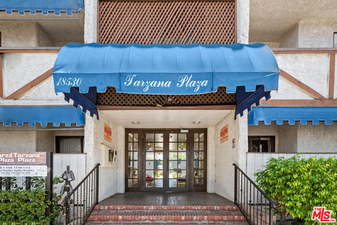 18530 Hatteras St Unit: 115