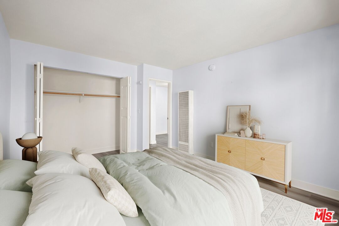 18530 Hatteras St Unit: 115