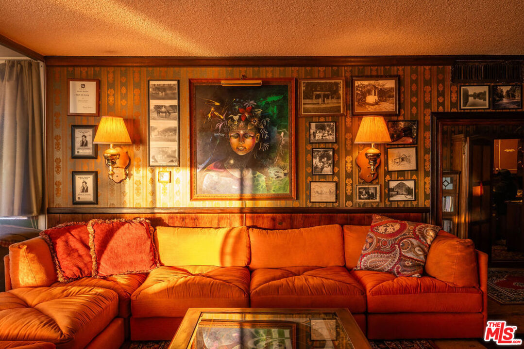 8787 Shoreham Dr Unit: 607