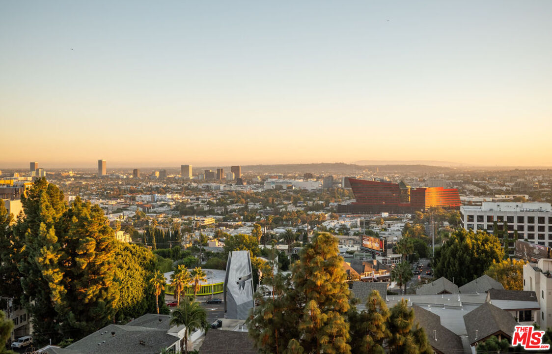 8787 Shoreham Dr Unit: 607