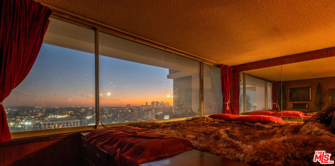 8787 Shoreham Dr Unit: 607