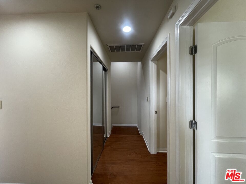 15024 Magnolia Blvd Unit: 105