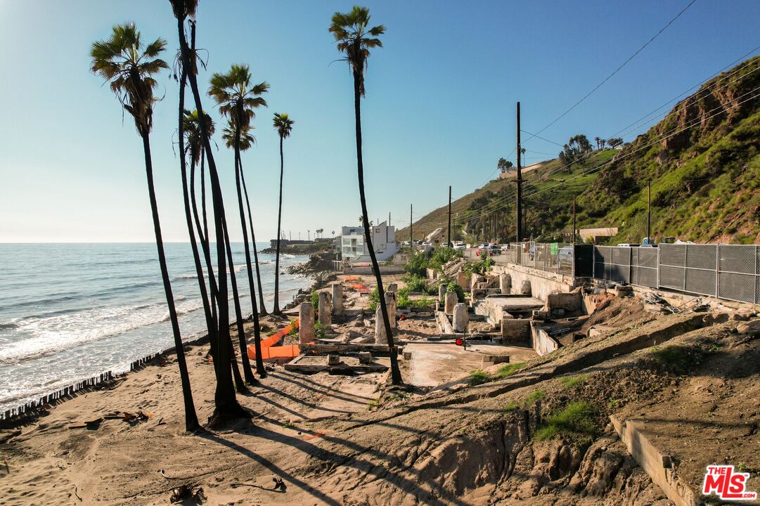 20942 Pacific Coast Hwy