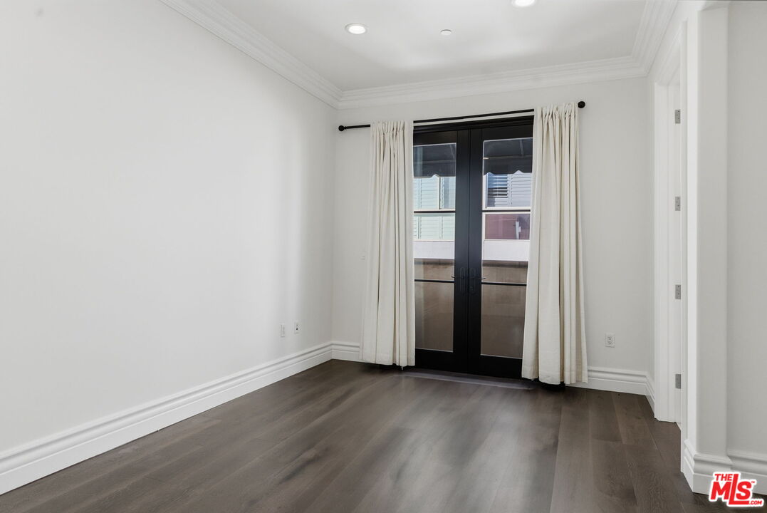 462 S Maple Dr Unit: PH