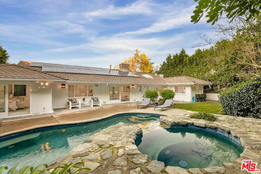 15550 Valley Vista Blvd