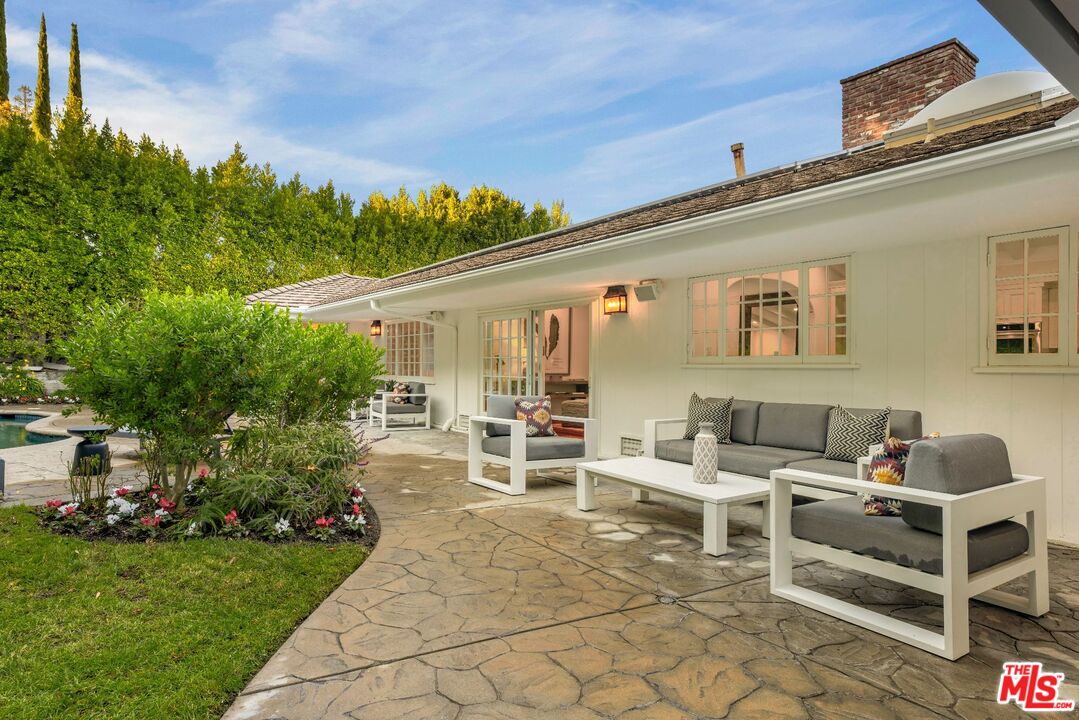 15550 Valley Vista Blvd