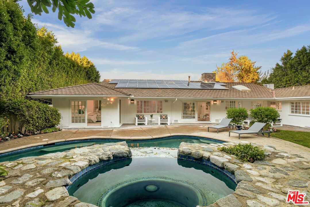 15550 Valley Vista Blvd