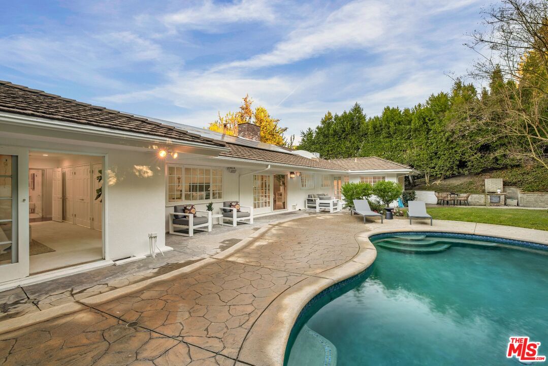 15550 Valley Vista Blvd