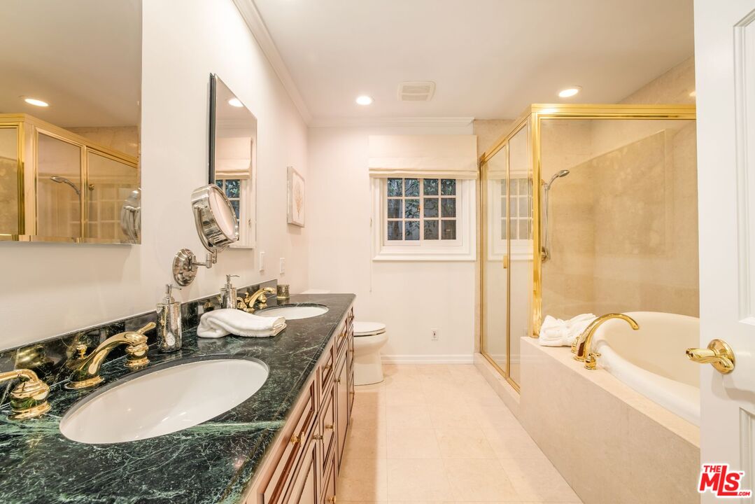 15550 Valley Vista Blvd